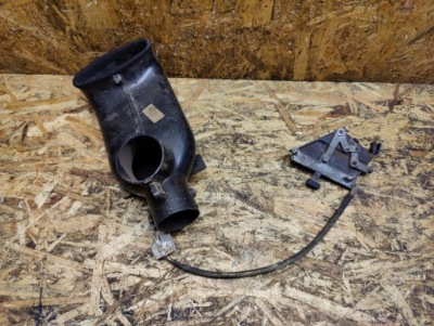 Крышка багажника обдув mercedes w107 1078300485 фото №1