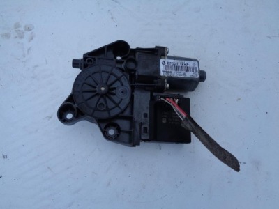 Моторчик скло правий задня 827303178r renault фото №1