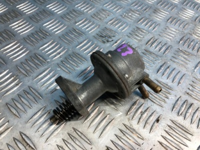 Mercedes w123 2,3 бензин m115 механический насос топлива фото №1