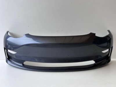 Tesla model 3 бампер перед bez pdc 1530704-04-f оригінал фото №1