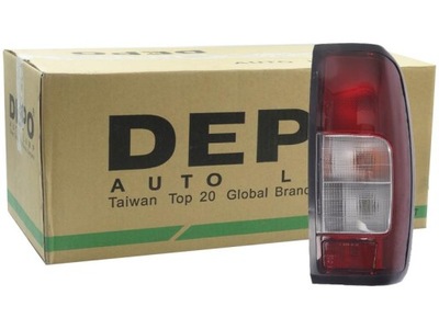 FARO PARTE TRASERA DERECHA NISSAN PICK UP D22 98-10  