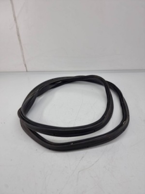 Прокладка кришки багажника задній alfa romeo giulia фото №1