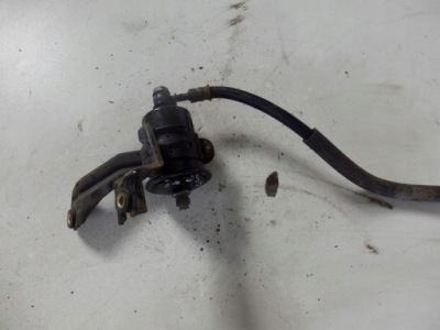 Toyota оригинальный номер 90910-12281 клапан вакуумa фото №1