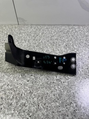 Кронштейн крыла правое mazda 3 bm 2013-201741w фото №1