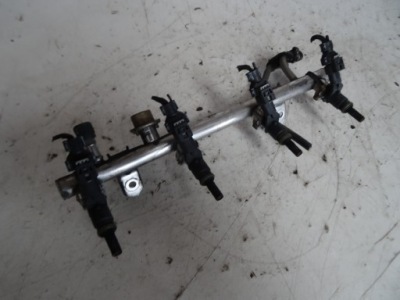 Молдинг упорскування mercedes w245 a2660700395 фото №1