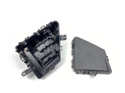 Cadillac sts 05-11r корпус коробка предохранителей фото №1