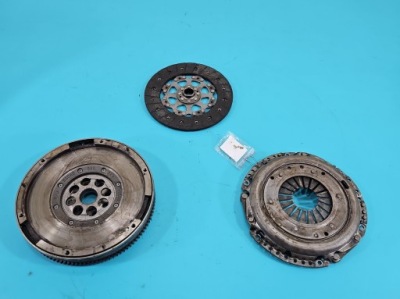 Двухмассовый маховик колесо двухмассовый kia sportage iii 10-15 2.0 crdi фото №1