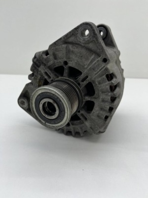 Mercedes w205 генератор a0009063701 фото №1