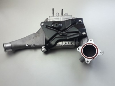 2017 toyota c-hr i інтеркулер 1270001330 фото №1