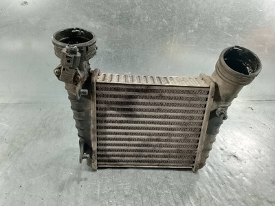 CHŁODNICA INTERCOOLER VW PASSAT B5 FL 8D0145805D