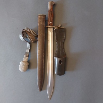 BAGNET PRUSKI NIEMIECKI WZ S98/05 ( LIŚĆ )
