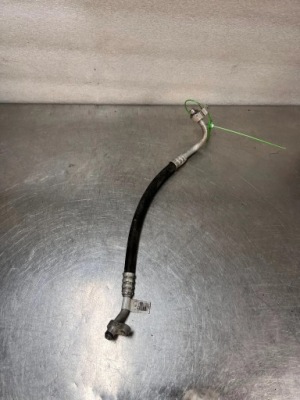 Шланг кондиціонера mercedes gle w166 a1668302001 фото №1