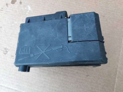 Opel meriva b клема плюсова запобіжник 13354390 фото №1