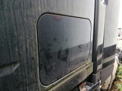 Кришка багажника дверцята бардачка iveco stralis 450 e5 фото №1