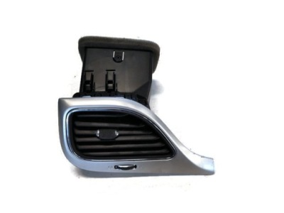 Fiat freemont 11r решітка обдув 17499e фото №1