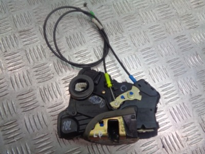 Замок дверь левый перед toyota avensis t25 фото №1