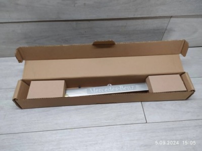 9546. mercedes w167 молдинг порог левый перед a1676861300 фото №1