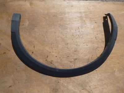 Vw t-roc молдинг крила права задня 2ga854820d фото №1