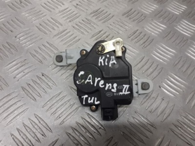 Моторчик обігрівача kia carens ii фото №1