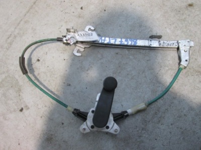 Alfa romeo 146 підйомник скло лівий задня механічний+ ручка склопідйомника фото №1