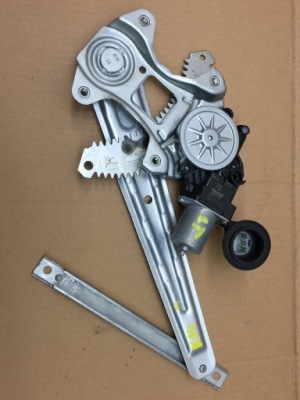 Micra k14 механізм підйому скло лівий задня фото №1