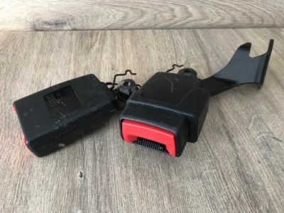 Клипса поперечина безопасности audi a8 d4 4h0857740 фото №1