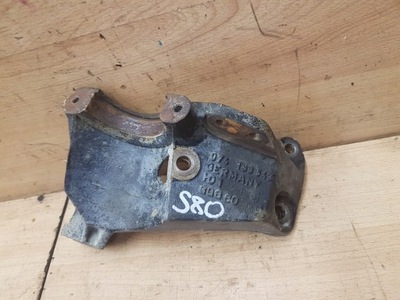 Кронштейн підпора піввісь volvo s80 2.5 tdi фото №1