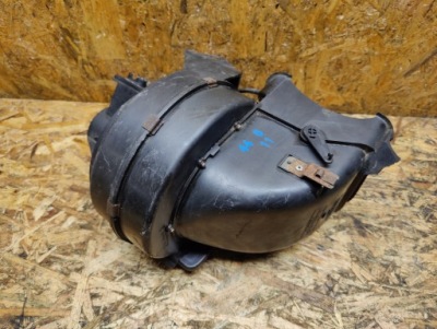 Вентилятор отопителя mercedes w123 1238300208 фото №1