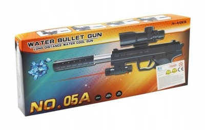 Pistolet z celownikiem laserowym na kulki