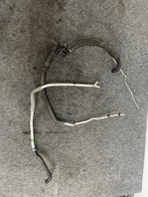 Mercedes c klasa w204 2012r. трубка трубки wąż шланги магистраль провода wody фото №1