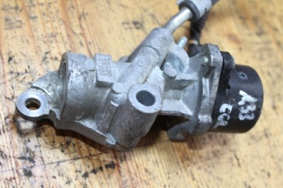 Клапан egr toyota auris ii yaris ii 1.33 25620-47020 фото №1