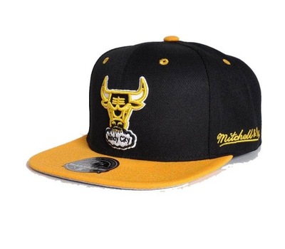 Czapka 7 Mitchell Ness Fitted Bulls fullcap NBA