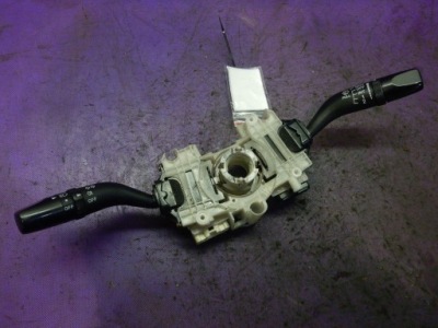 Mazda 6 i gg gy 02-05 переключатель комбинированный 17d253 фото №1