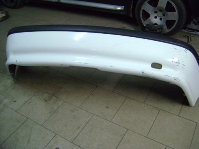 Бампер renault laguna i задня 7700411850 фото №1