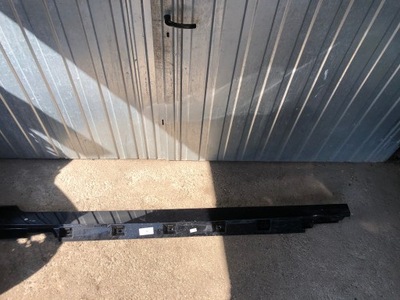 Молдинг порог правая vw passat b8 viii 2014- фото №1