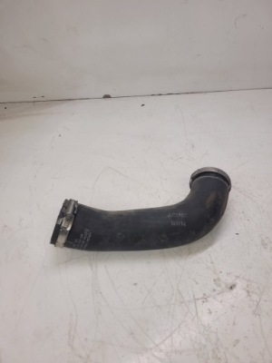 Шланг патрубок інтеркулер audi q3 vw 5n0145832ab фото №1