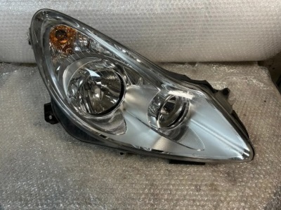 Opel corsa d фара лампа права перед фото №1