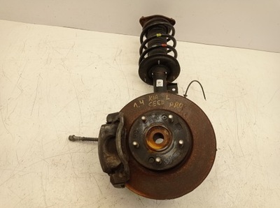 Kia pro ceed ii 1.4 поворотный кулак mcperson левая фото №1