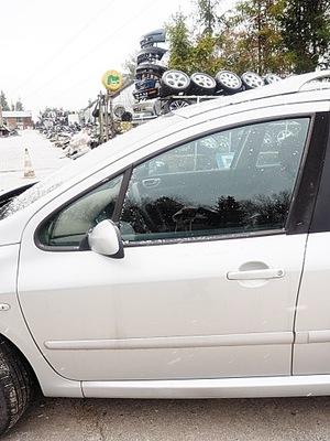 Peugeot 307 kombi 5-двері скло двері перед ліва фото №1