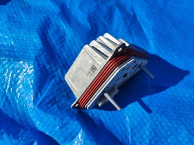 Преобразователь модуль jeż led правый twingo iii lift 00210952 фото №1