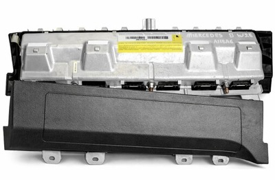 Подушка колінна mercedes b-klasa w246 lift 14-18 фото №1