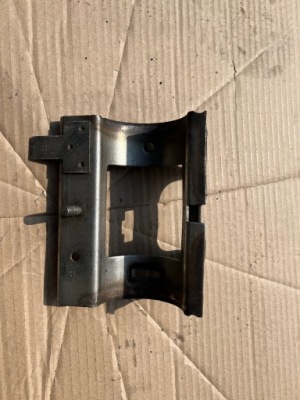 Кронштейн трубы audi tt s3 8l tt 8n 1,8t bam 06a145756 фото №1