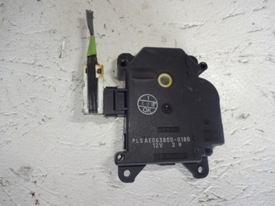 MOTOR CALENTADOR TOYOTA YARIS II 063800-0180  