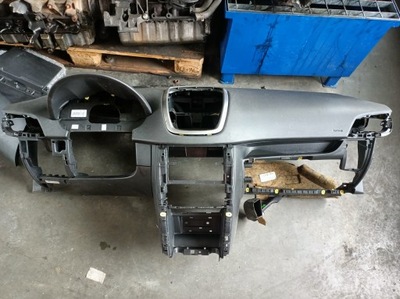 Панель приладів peugeot 207 фото №1