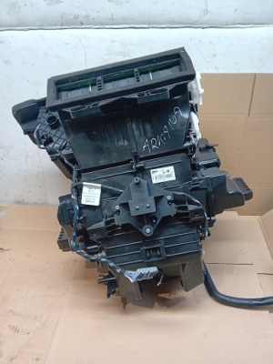 Обігрівач вентилятор renault arkana 272704163r фото №1