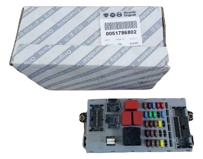 Коробка запобіжників lancia ypsilon 51786802 фото №1