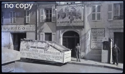 negatyw - klisza - pojazd - reklama - kino - film - Francja - 1933