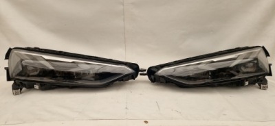Audi e-tron gt 4j3 full led matrix лампа передняя левая + правая фото №1