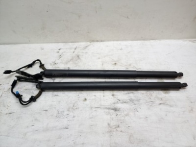 Bmw 1 f40 амортизаторы крышки комплект фото №1