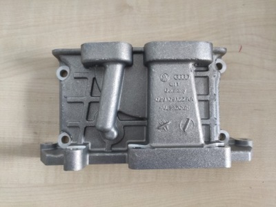 Audi a6 c7 a7 крышка распределительного вала 3.0tdi 059109122aa фото №1